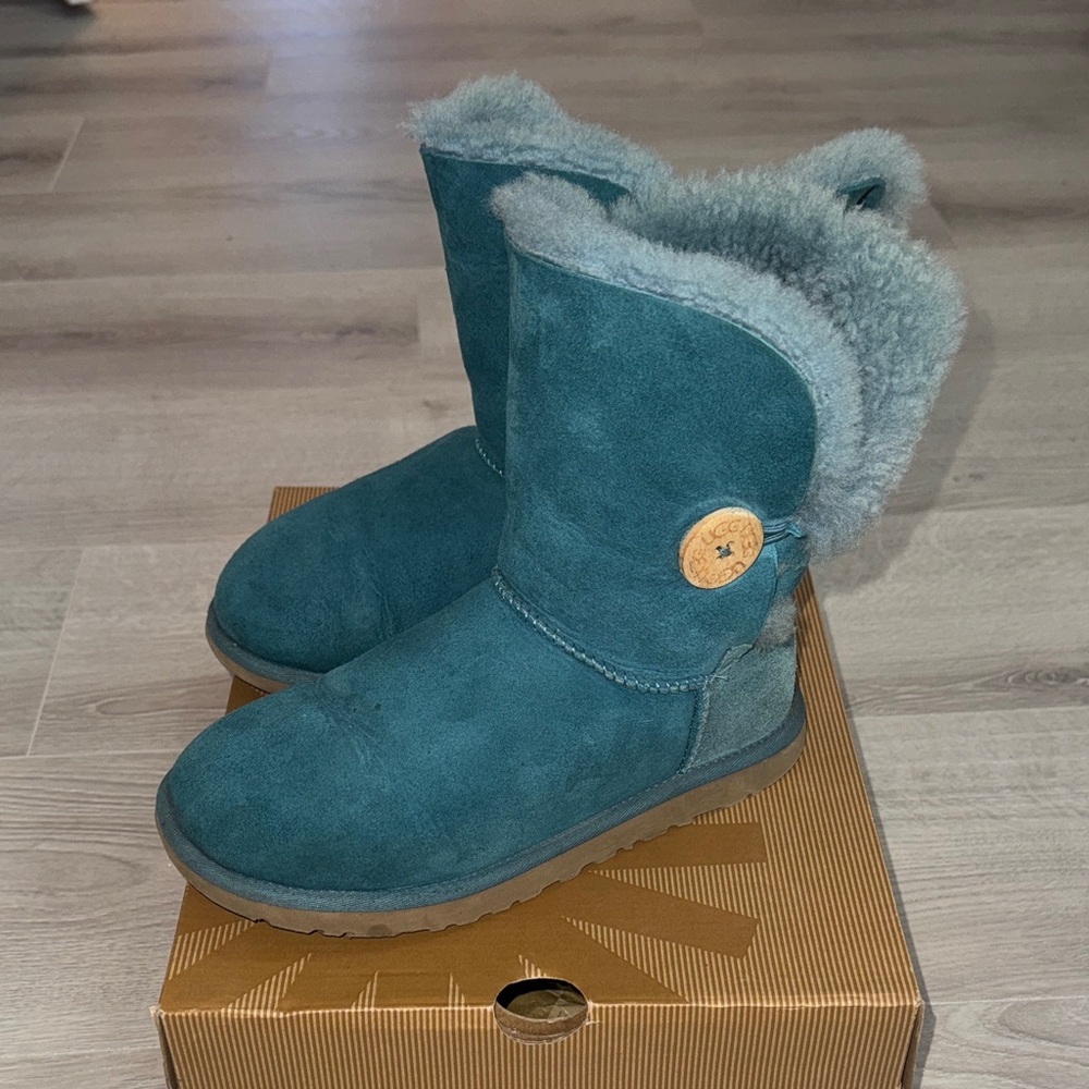 UGG Women's Teal Suede Winter Boots